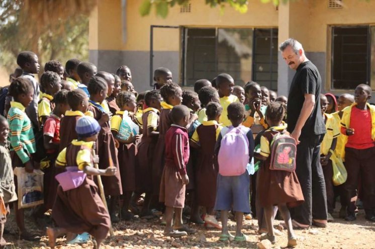 Pomozimo fra Ivici Periću izgraditi školu u Mwakapanduli