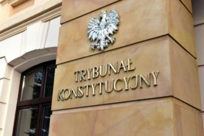 Poljska zabranjuje komunističku stranku uz pozivanje na papinske enciklike