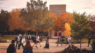 Rekordni broj studenata na Sveučilištu Notre Dame u SAD-u postat će na Uskrs katolici