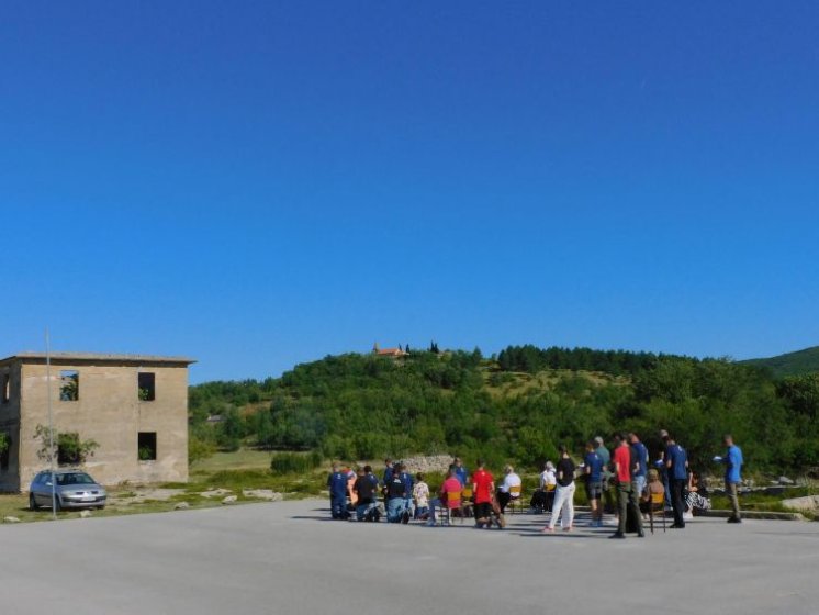 SVJEDOČANSTVA IZ BUDIMIRA KOD TRILJA: Dječak koji godinama nije mogao govoriti danas je dobro, a glazbenik svjedoči o ozdravljenju od dva zloćudna tumora
