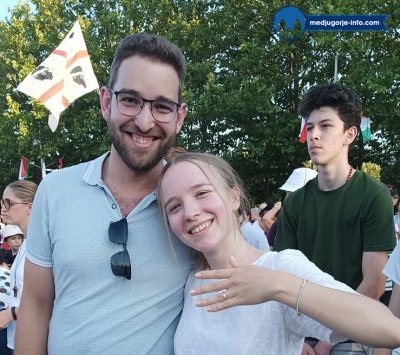 Prije dvije godine se upoznali na Mladifestu u Međugorju, a jučer se na Mladifestu i zaprosili