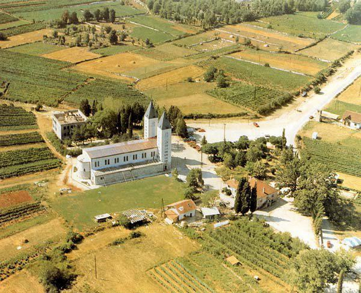 zupna-crkva-sv-jakova-u-medugorju-1.jpg