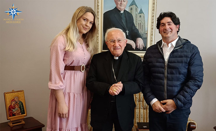 mons-aldo-cavalli-maria-vision.jpg